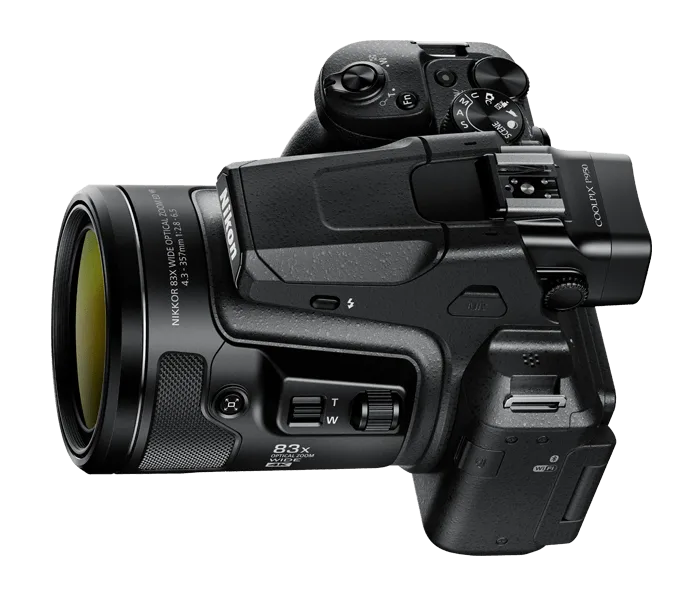 Nikon Coolpix P950